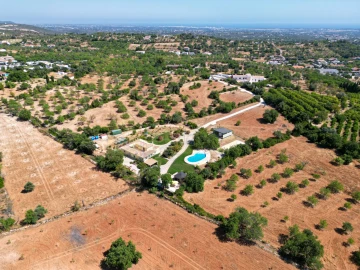 Moradia T5 para Venda em Boliqueime