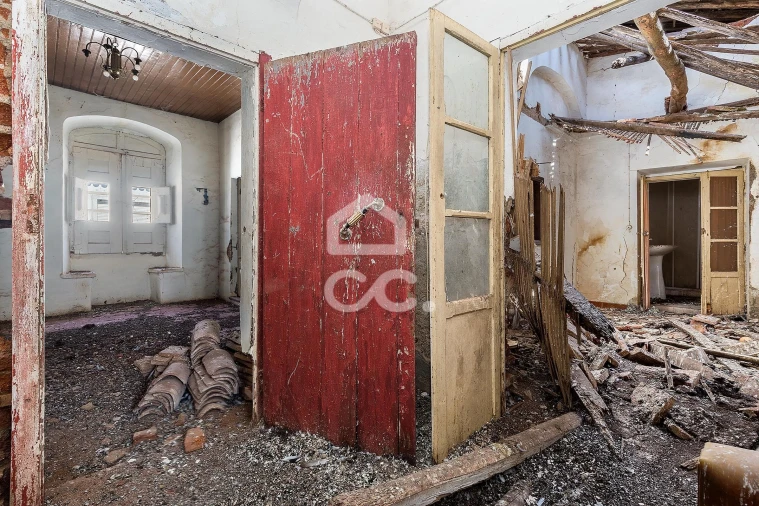 Moradia T2 para Venda em Borba (São Bartolomeu) Foto 4