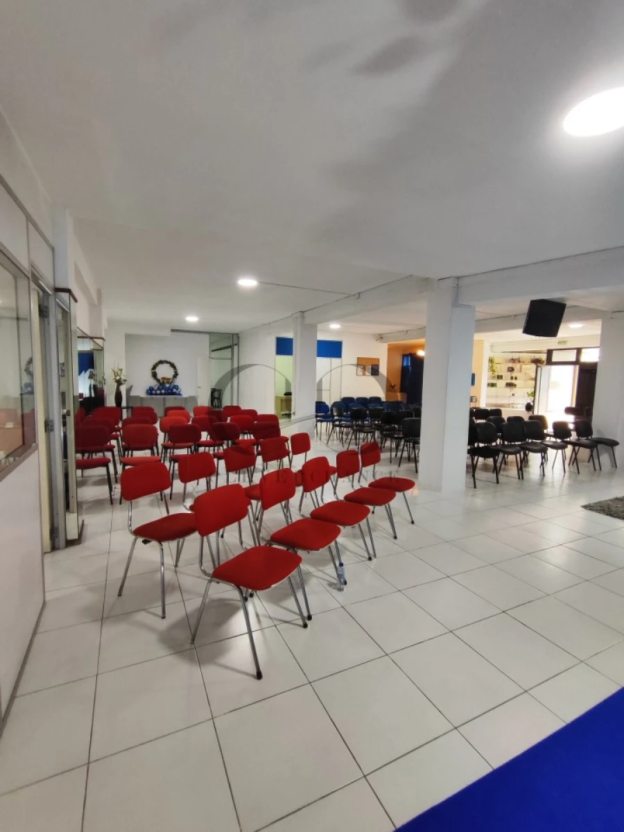 Loja para Venda em Pedroso e Seixezelo Foto 8