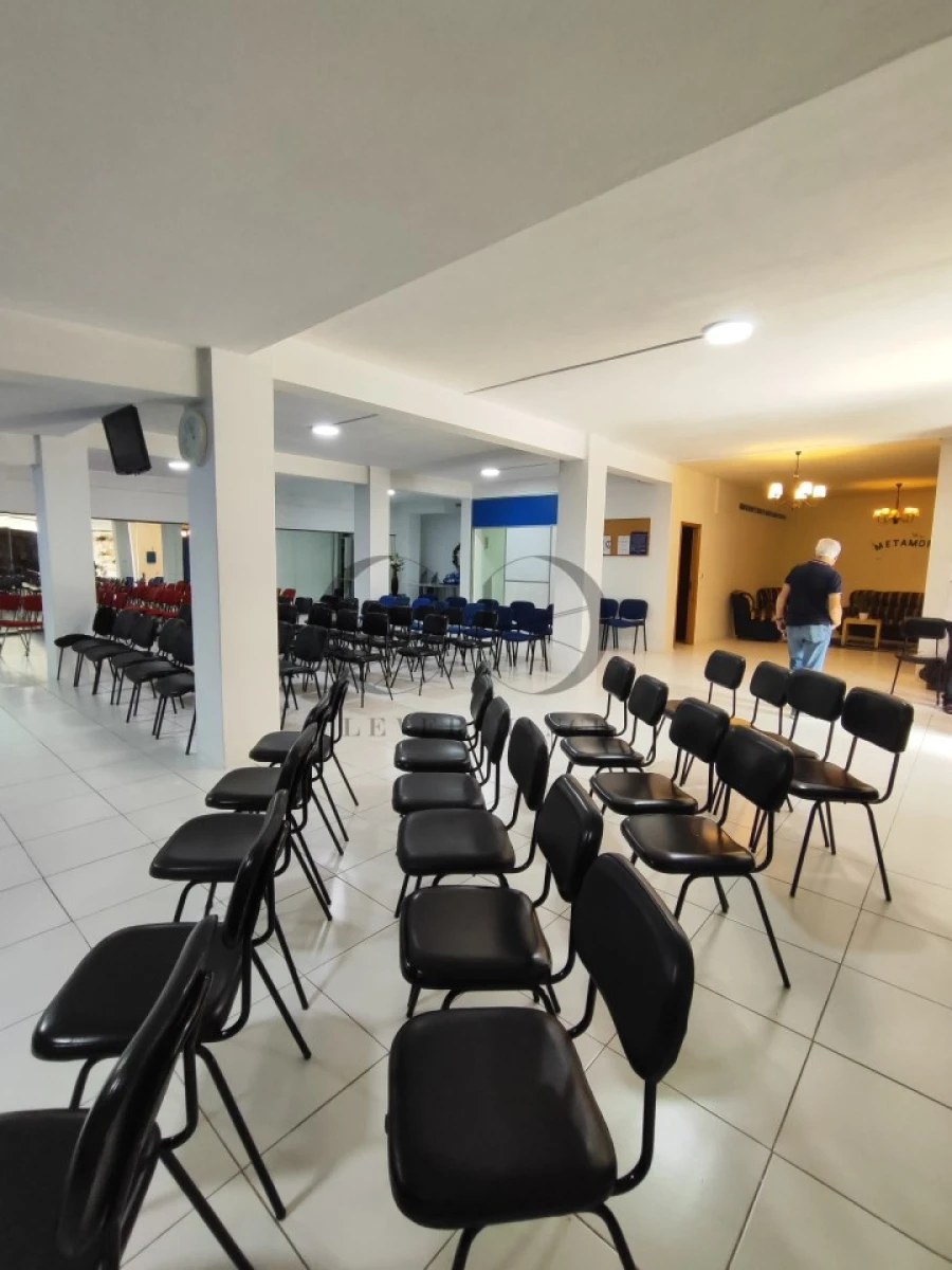 Loja para Venda em Pedroso e Seixezelo Foto 10