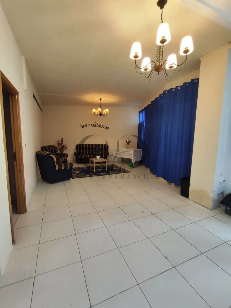 Loja para Venda em Pedroso e Seixezelo Foto 11