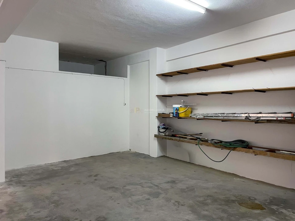 Garagem para Arrendamento em Marvila, Ribeira Santarém, São Salvador, São Nicolau Foto 8