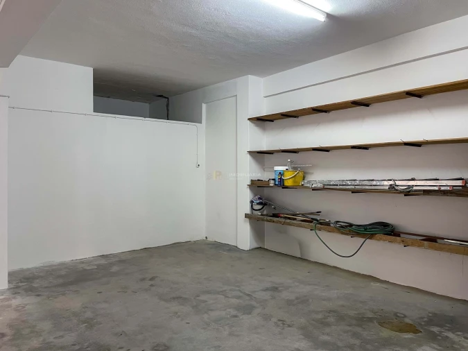 Garagem para Arrendamento em Marvila, Ribeira Santarém, São Salvador, São Nicolau Foto 8
