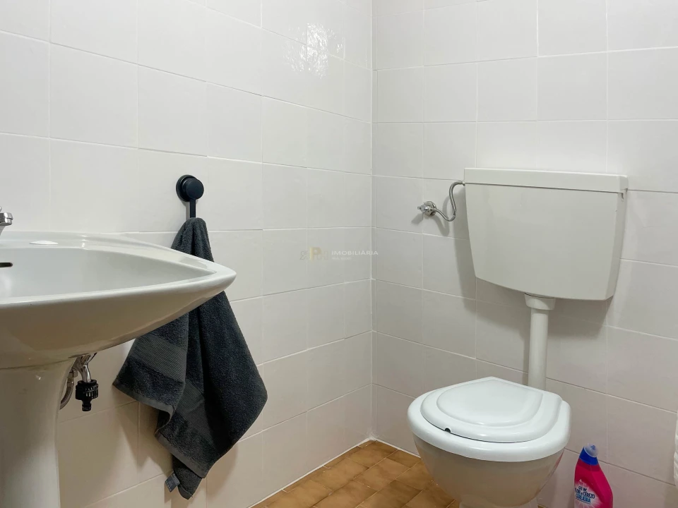 Garagem para Arrendamento em Marvila, Ribeira Santarém, São Salvador, São Nicolau Foto 11