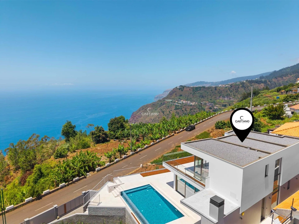 Moradia T3 para Venda em Canhas Foto 2