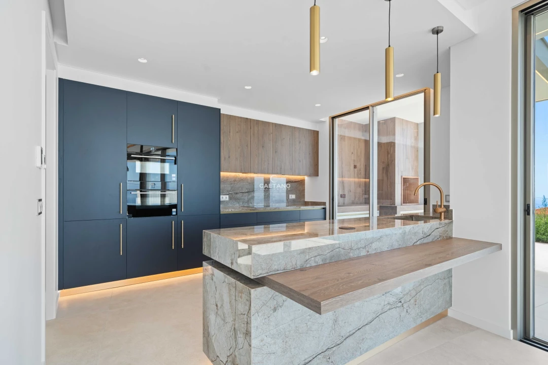 Moradia T3 para Venda em Canhas Foto 21