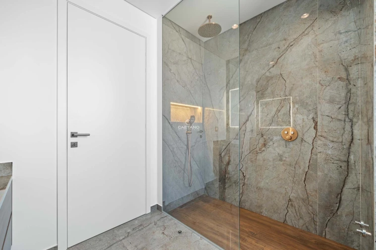 Moradia T3 para Venda em Canhas Foto 13