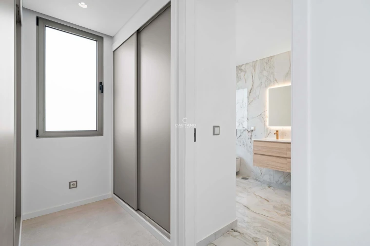 Moradia T3 para Venda em Canhas Foto 28