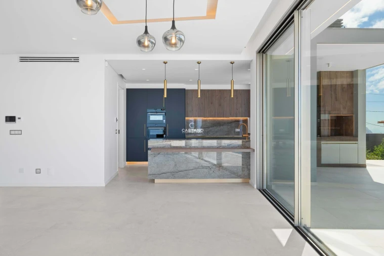 Moradia T3 para Venda em Canhas Foto 20