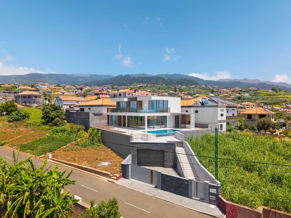 Moradia T3 para Venda em Canhas Foto 46