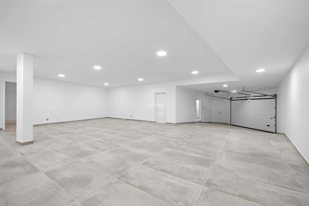 Moradia T3 para Venda em Canhas Foto 38