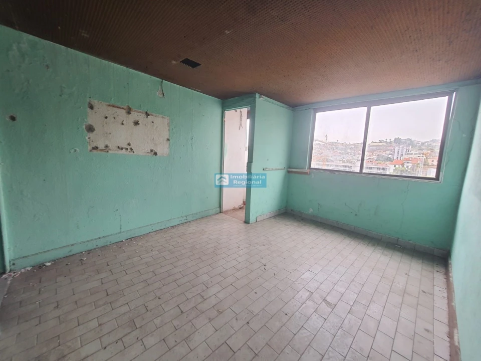 Prédio para Venda em Funchal (Santa Luzia) Foto 6