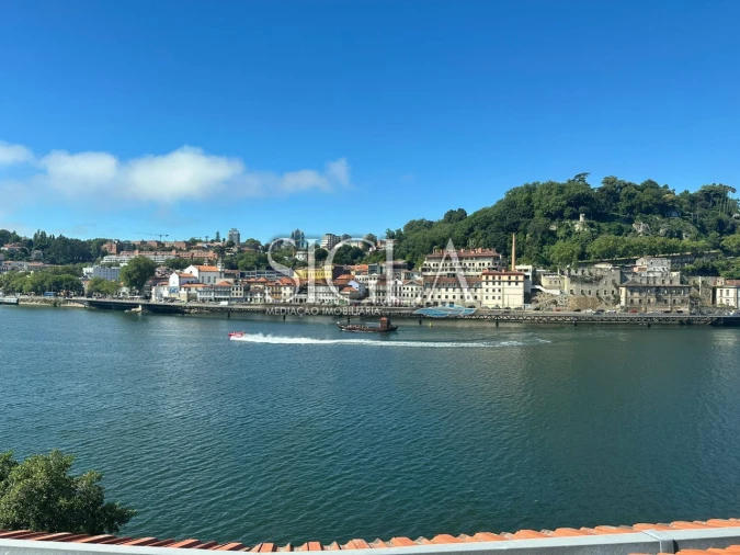 Apartamento T2 para Arrendamento em Santa Marinha e São Pedro da Afurada Foto 1