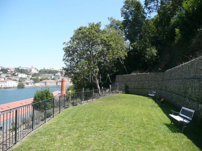 Apartamento T2 para Arrendamento em Santa Marinha e São Pedro da Afurada Foto 24