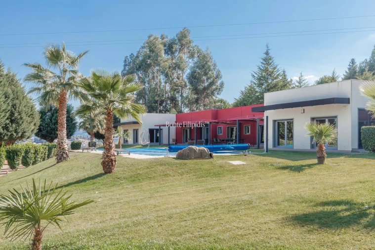 Quinta T5 para Venda em Tortosendo Foto 1