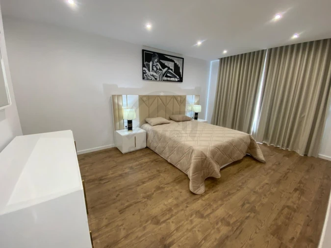 Moradia T4 para Venda em Machico Foto 13