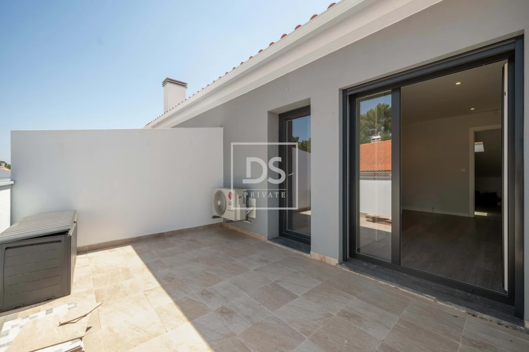 Apartamento T3 para Venda em Quinta do Conde Foto 14