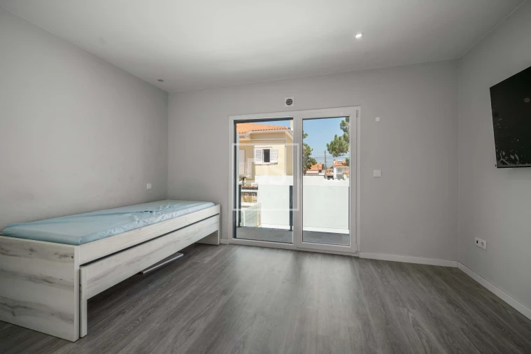 Apartamento T3 para Venda em Quinta do Conde Foto 22