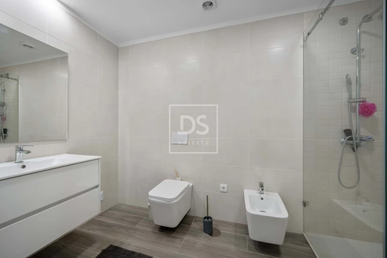 Apartamento T3 para Venda em Quinta do Conde Foto 19