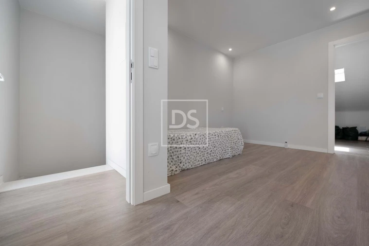 Apartamento T3 para Venda em Quinta do Conde Foto 15