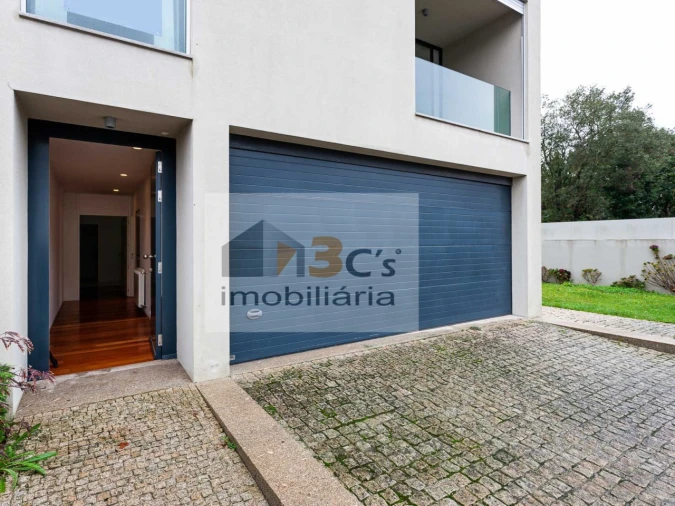 Moradia T4 para Venda em Aldoar, Foz do Douro e Nevogilde Foto 3
