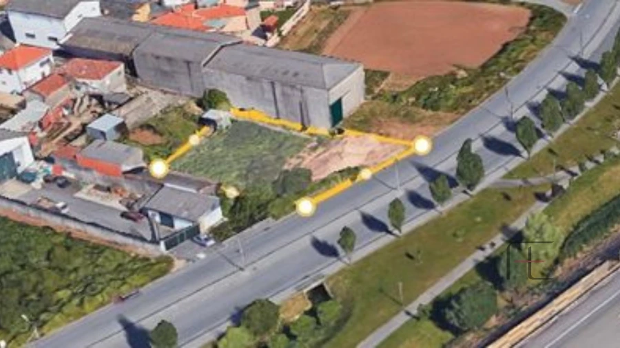 Terreno Misto para Venda em Santa Maria de Lamas Foto 9