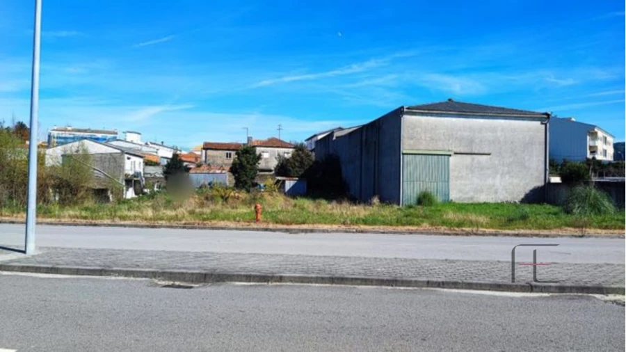 Terreno Misto para Venda em Santa Maria de Lamas Foto 7