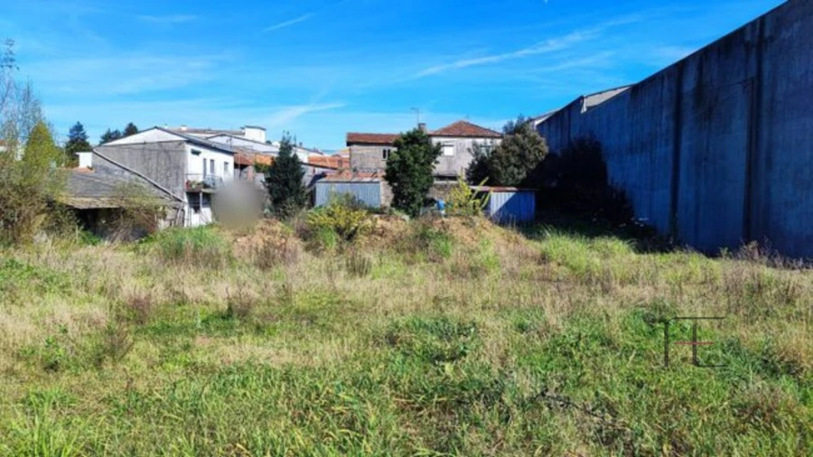 Terreno Misto para Venda em Santa Maria de Lamas Foto 11