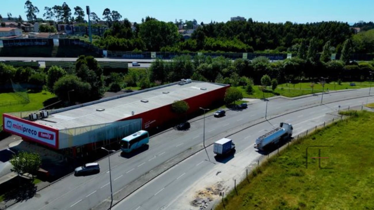 Terreno Misto para Venda em Santa Maria de Lamas Foto 14