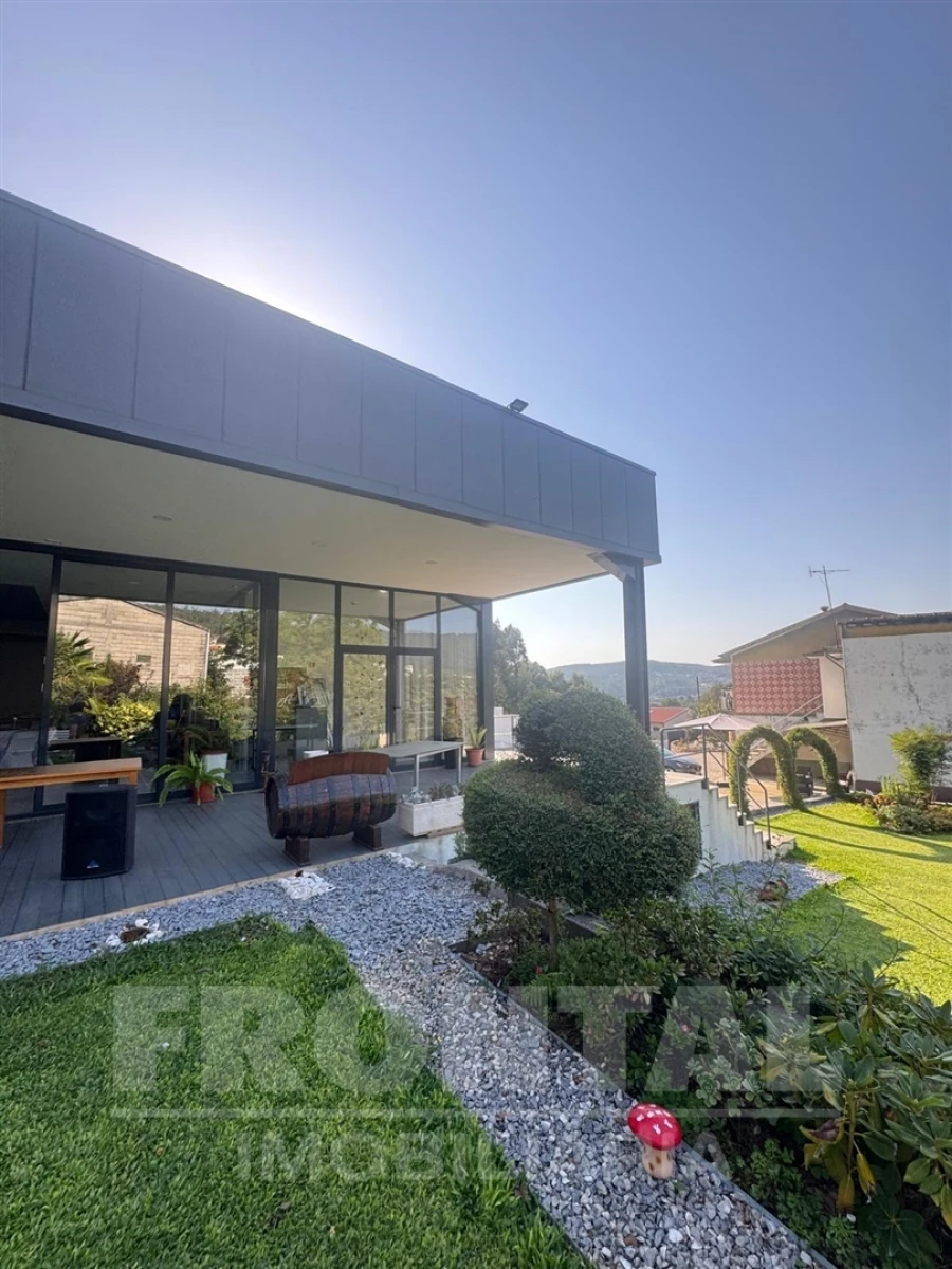 Moradia T3 para Venda em Reguenga Foto 43