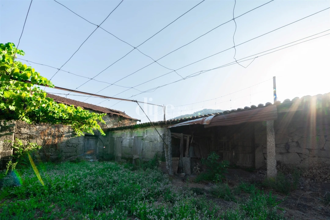 Quinta T4 para Venda em Sande Vila Nova e Sande São Clemente Foto 5