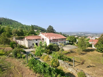 Quinta T4 para Venda em Sande Vila Nova e Sande São Clemente