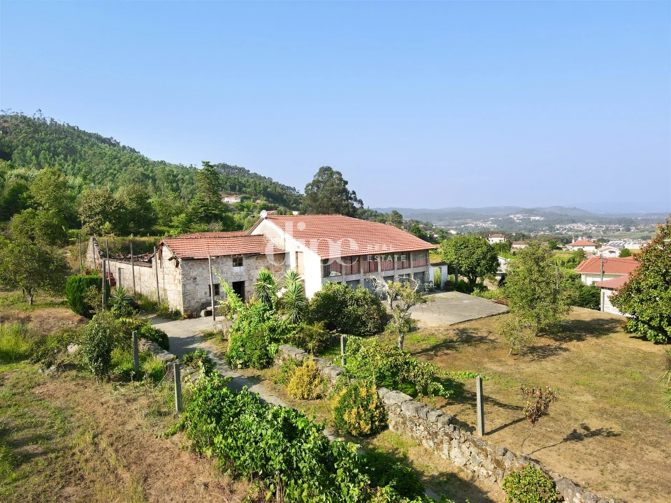 Quinta T4 para Venda em Sande Vila Nova e Sande São Clemente Foto 1