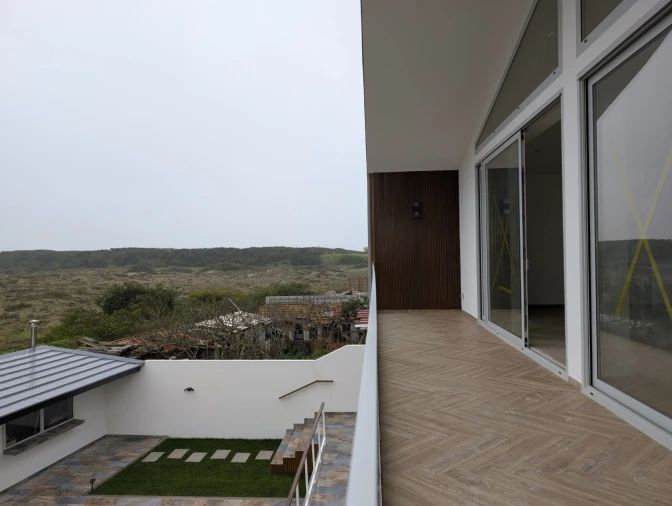 Moradia T5 para Venda em Gafanha da Encarnação Foto 25