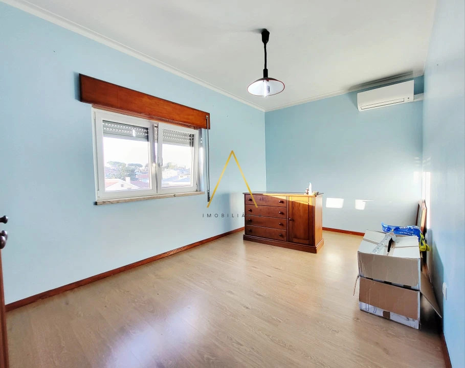 Apartamento T3 para Venda em Repeses e São Salvador Foto 9