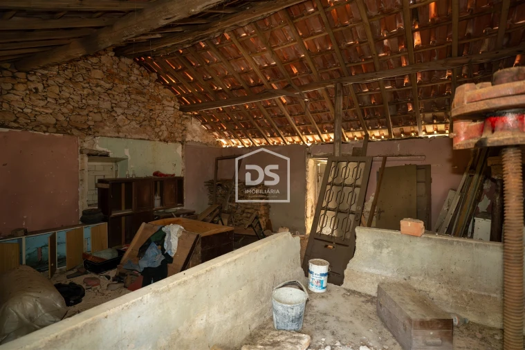 Moradia T10 para Venda em Pedreiras Foto 24