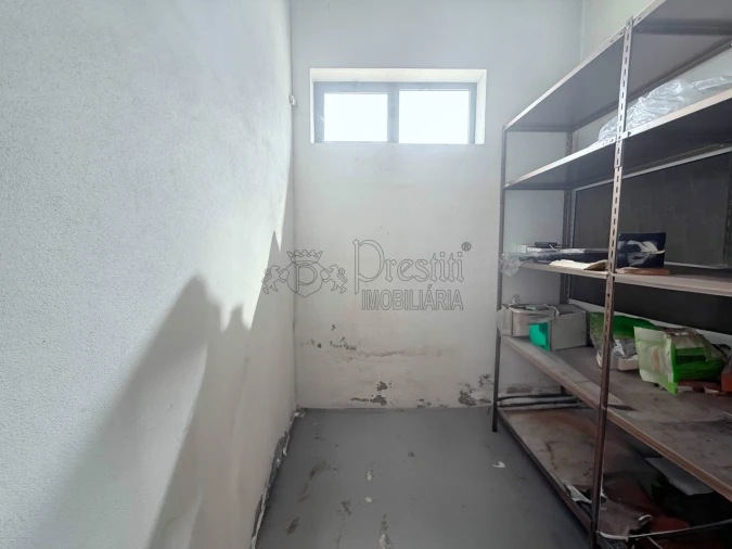 Armazém para Venda em Santa Eulália Foto 5