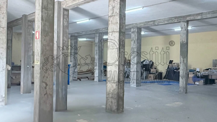 Armazém para Venda em Santa Eulália