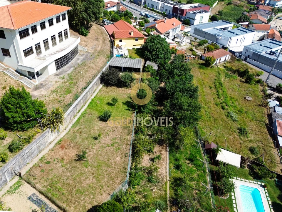 Moradia T4 para Venda em Nogueira do Cravo e Pindelo Foto 46