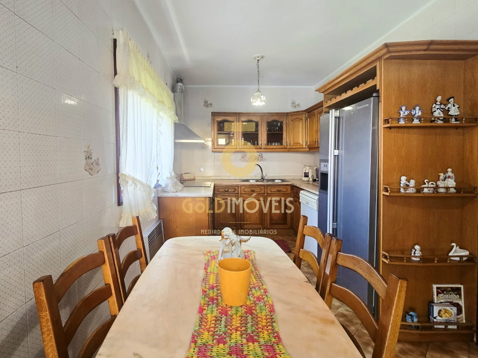 Moradia T4 para Venda em Nogueira do Cravo e Pindelo Foto 22