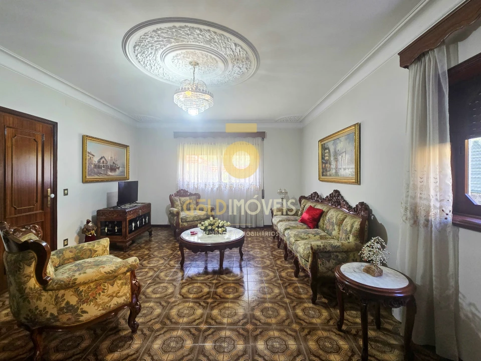 Moradia T4 para Venda em Nogueira do Cravo e Pindelo Foto 25