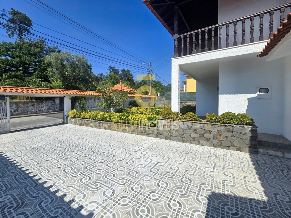 Moradia T4 para Venda em Nogueira do Cravo e Pindelo Foto 14