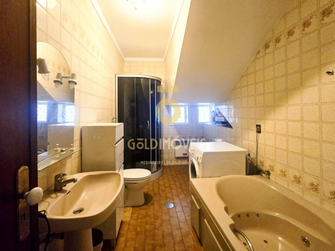 Moradia T4 para Venda em Nogueira do Cravo e Pindelo Foto 34