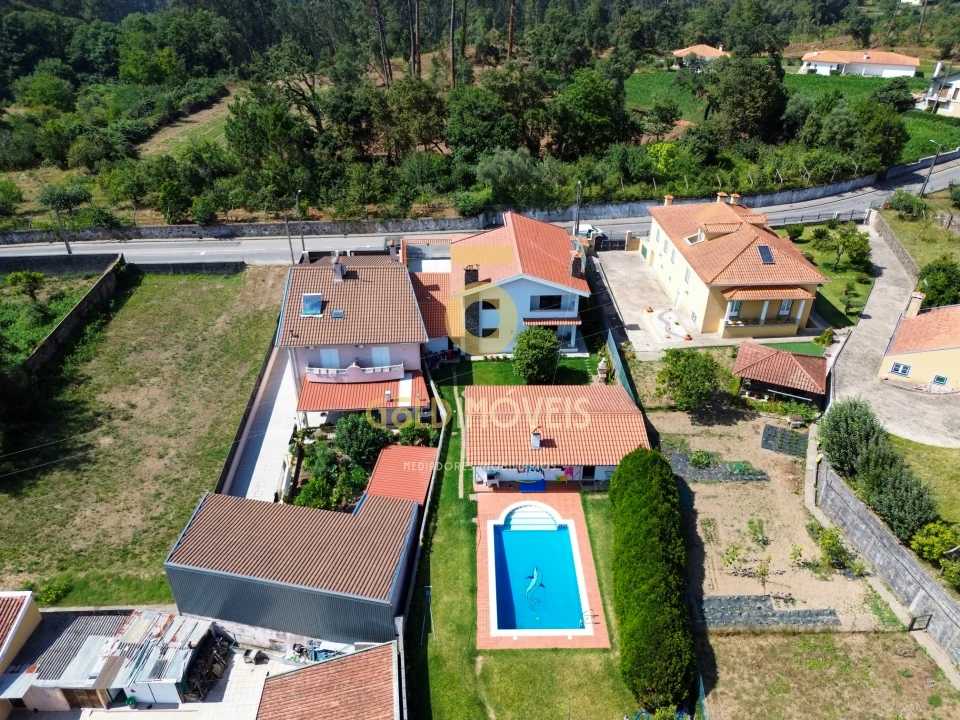 Moradia T4 para Venda em Nogueira do Cravo e Pindelo Foto 20