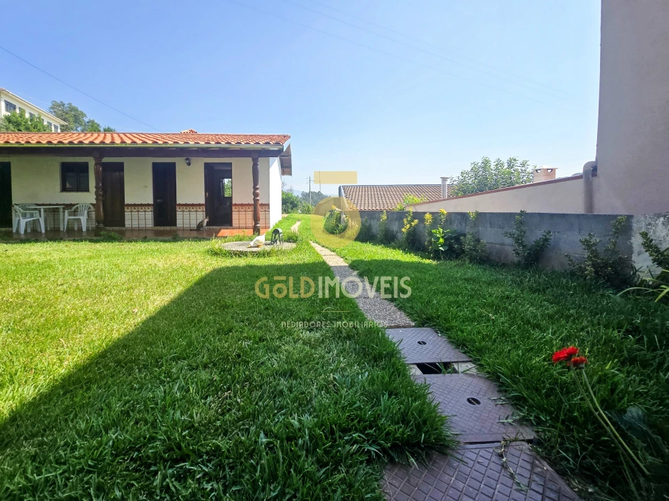 Moradia T4 para Venda em Nogueira do Cravo e Pindelo Foto 5