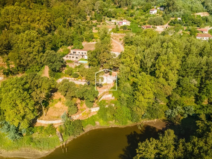 Quinta T0 para Venda em Luzim e Vila Cova Foto 5