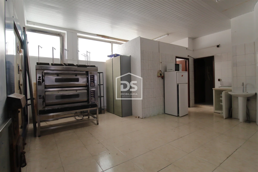 Loja para Venda em Nespereira e Casais Foto 6