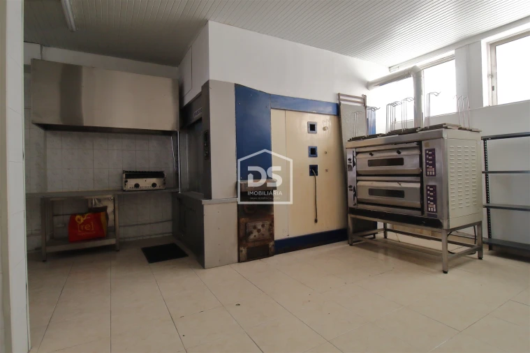 Loja para Venda em Nespereira e Casais Foto 7