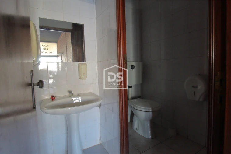 Loja para Venda em Nespereira e Casais Foto 12