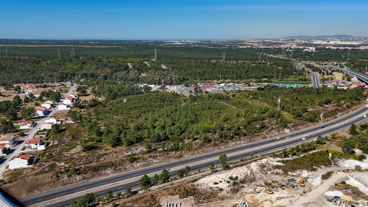 Terreno para Venda em Fernao Ferro Foto 3